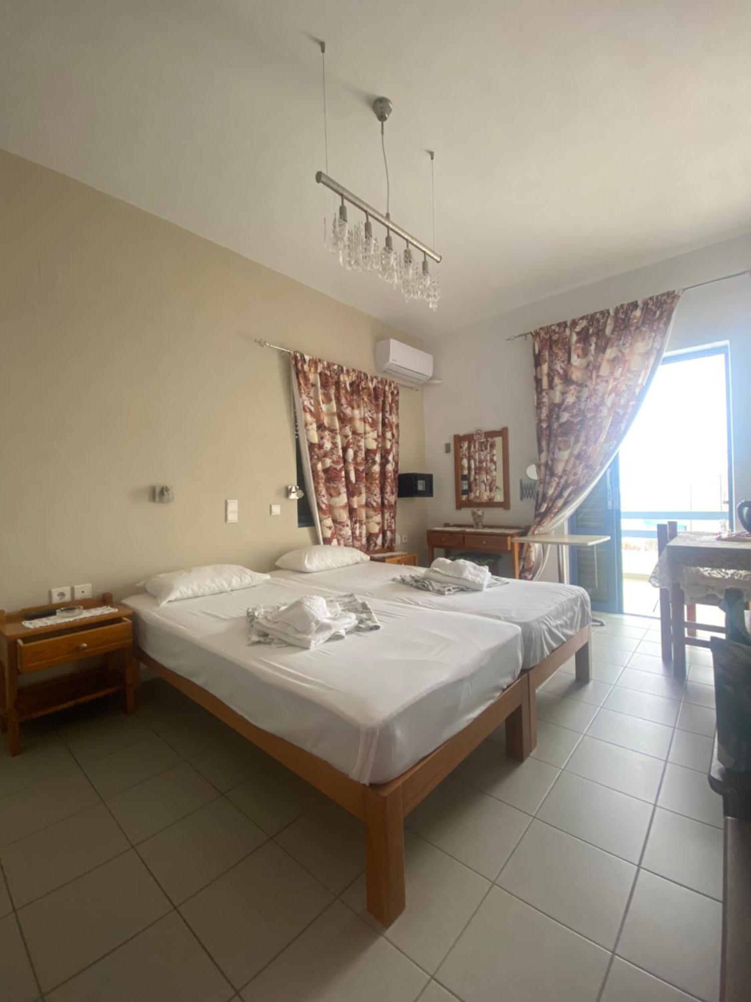 Adamas Rooms Paleohóra Kültér fotó