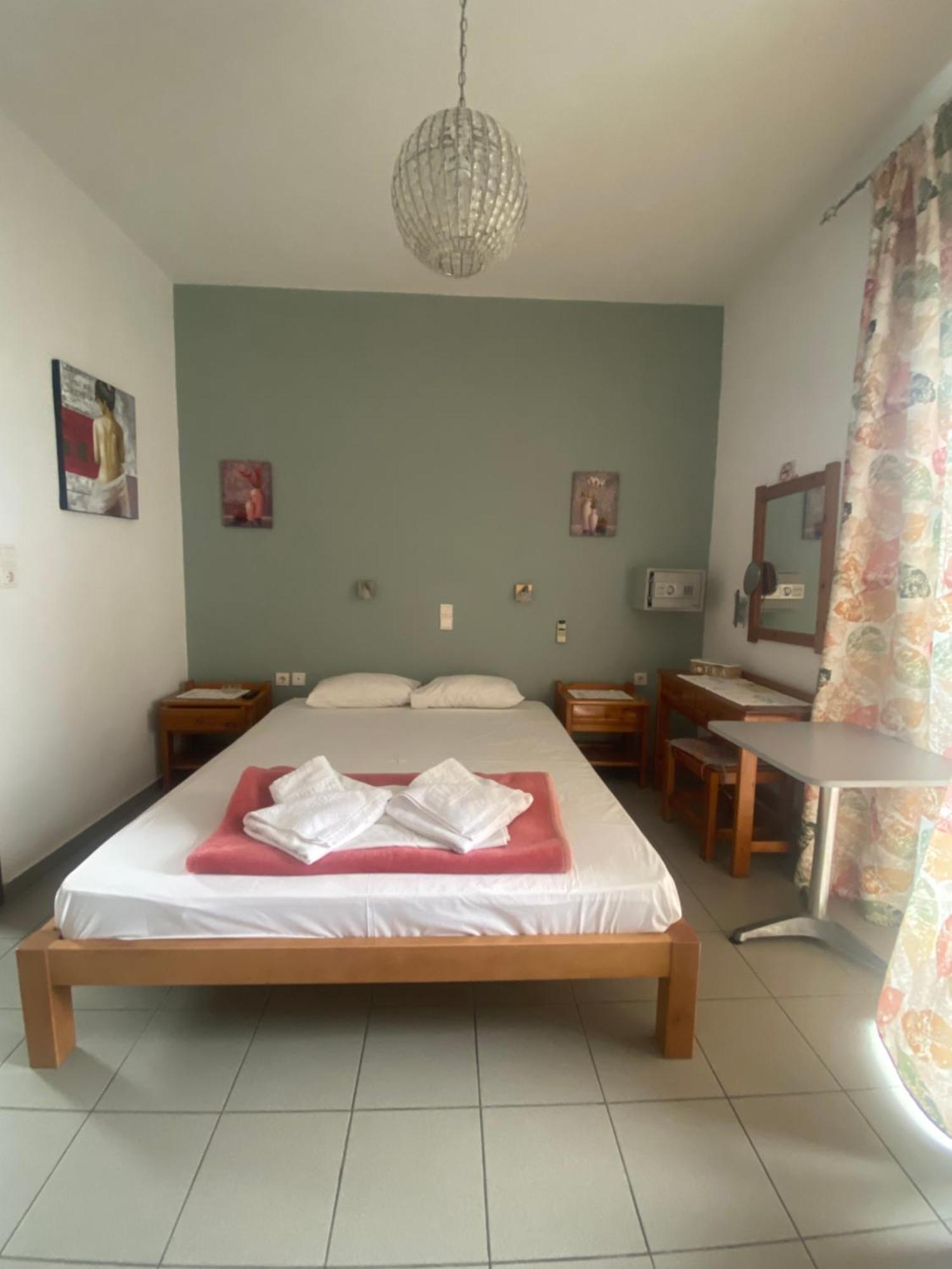Adamas Rooms Paleohóra Kültér fotó